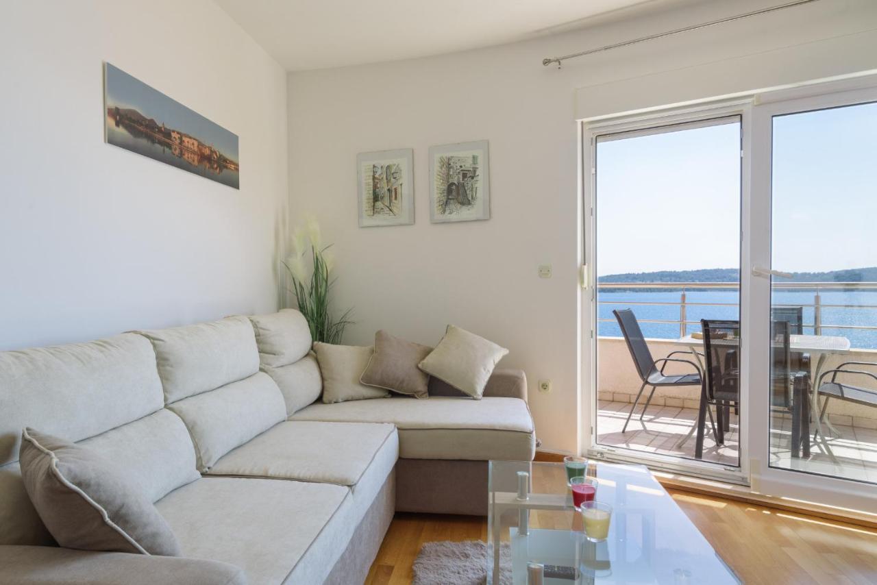 Apartment Marijana โตรกีร์ ภายนอก รูปภาพ