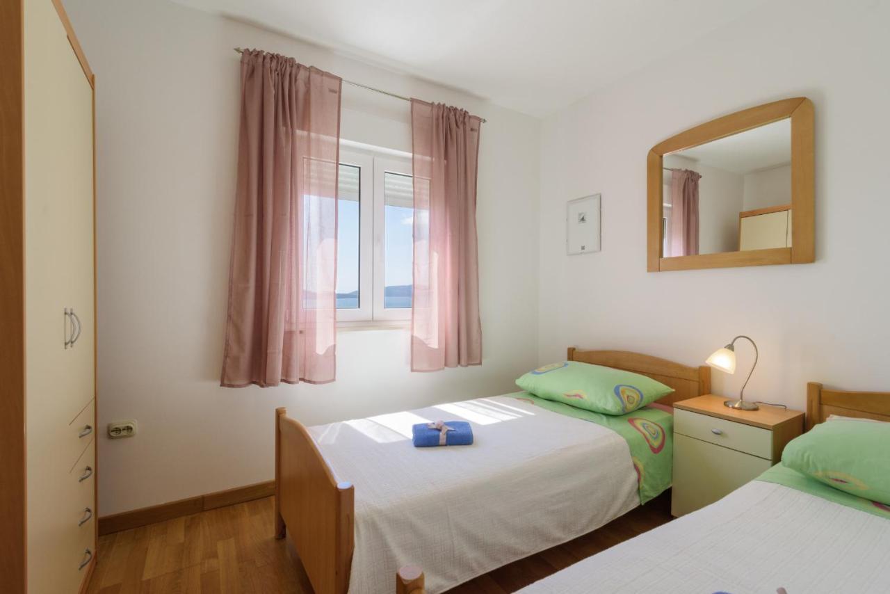 Apartment Marijana โตรกีร์ ภายนอก รูปภาพ