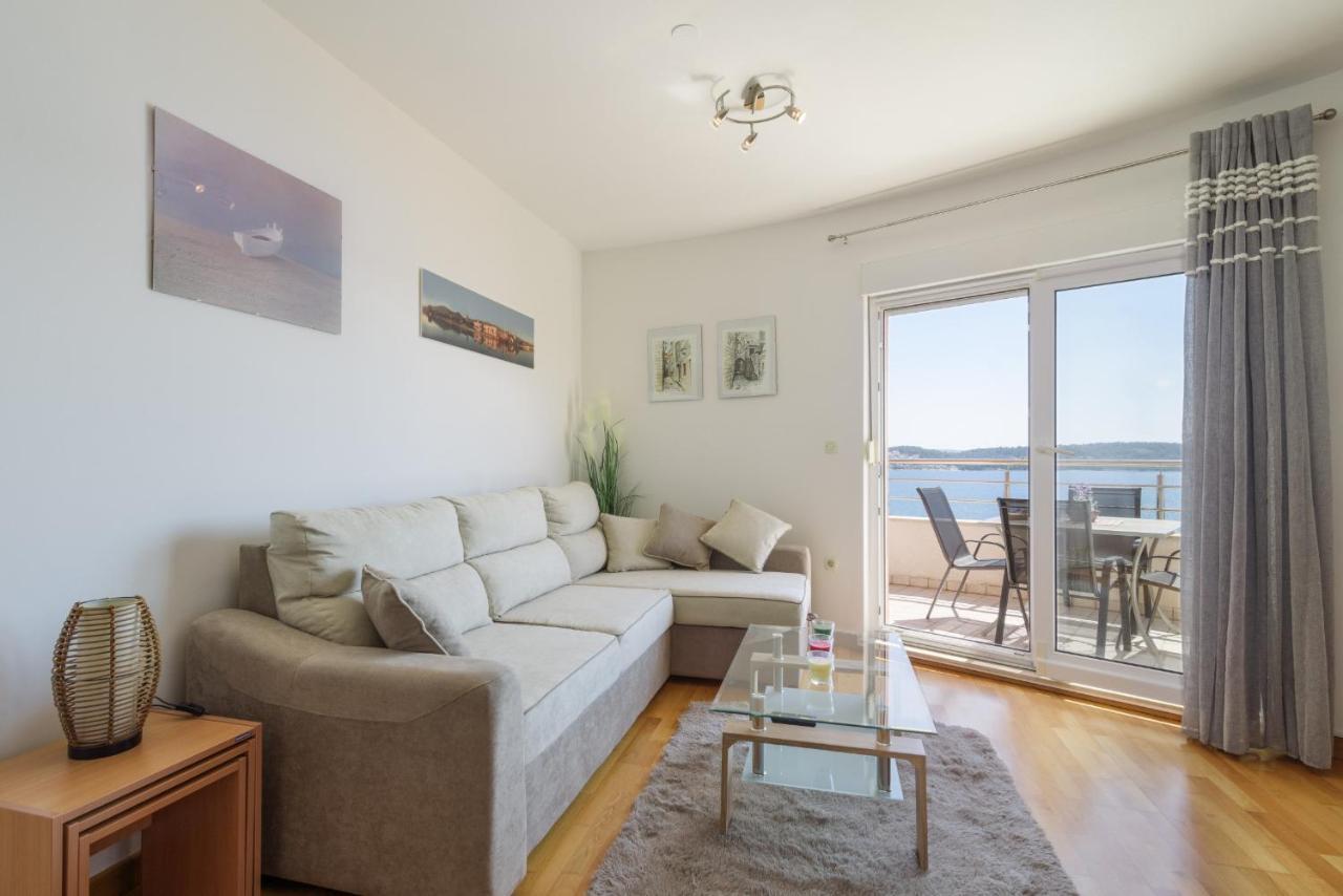Apartment Marijana โตรกีร์ ภายนอก รูปภาพ