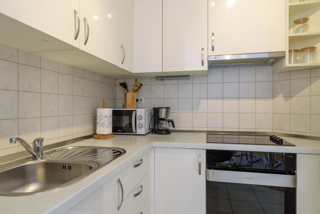 Apartment Marijana โตรกีร์ ภายนอก รูปภาพ